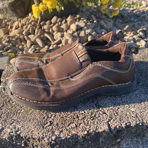 TKS brown shoes youth size 5M